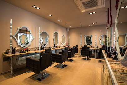 Style 'N' Scissors image