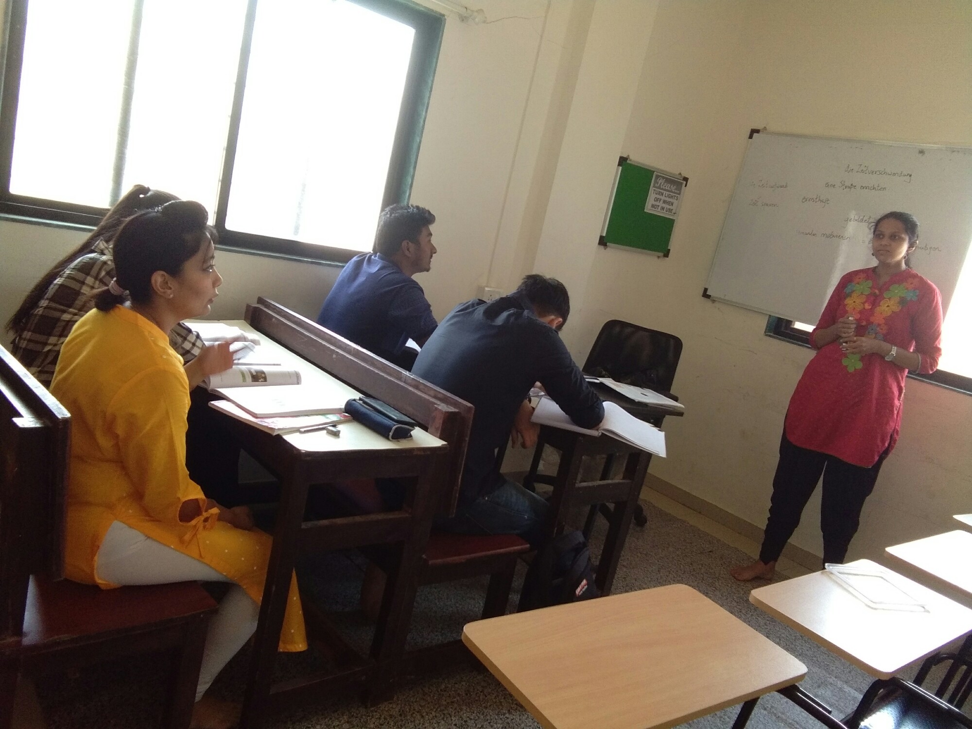 Speaking Practice Sessions of Suchitra's Foreign Language Institute