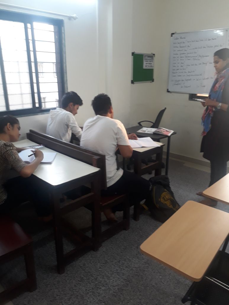Speaking Practice Sessions of Suchitra's Foreign Language Institute