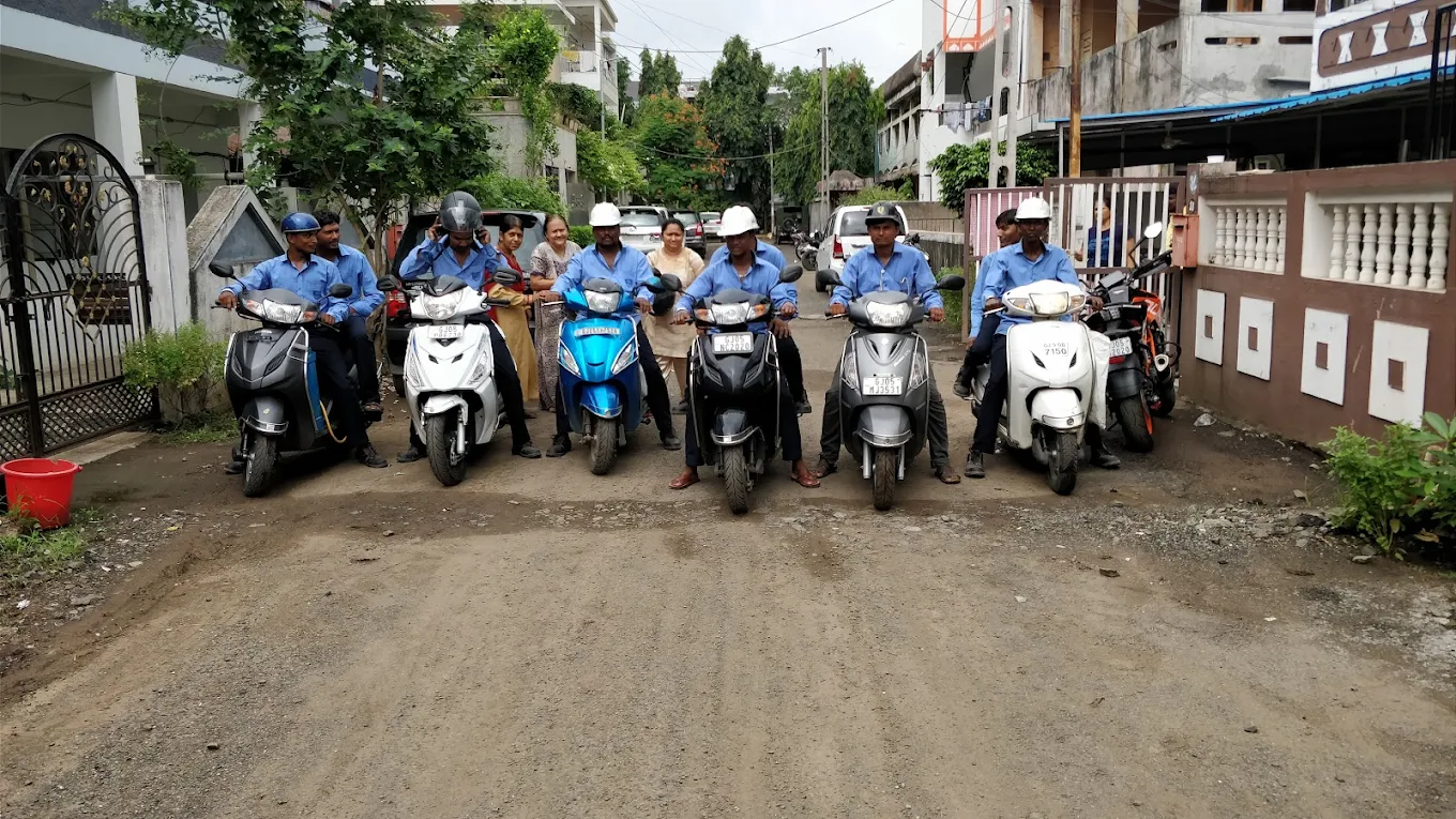 Technicians at Work of Surat Pest Control (Pest Control)