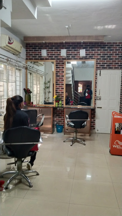 Taraash Salon image