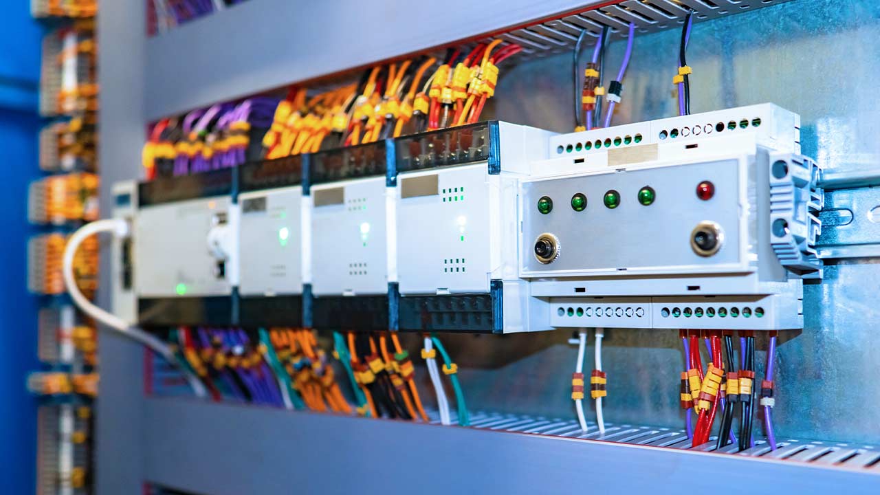All Photos of Technologics