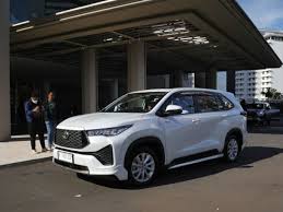 car of Taxi and cabs services in Delhi/ The Cosy Travels /