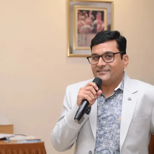 Faculty Sessions of Universe Classes