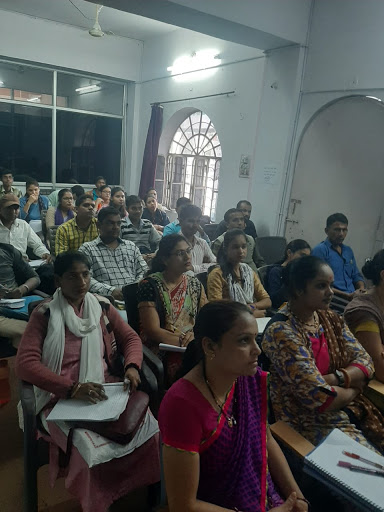 Tutor Teaching Classes of Various Paths Career Solution
