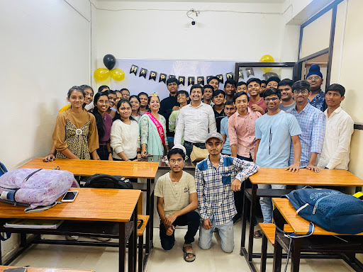 Faculty Sessions of Vibrant Commerce Classes