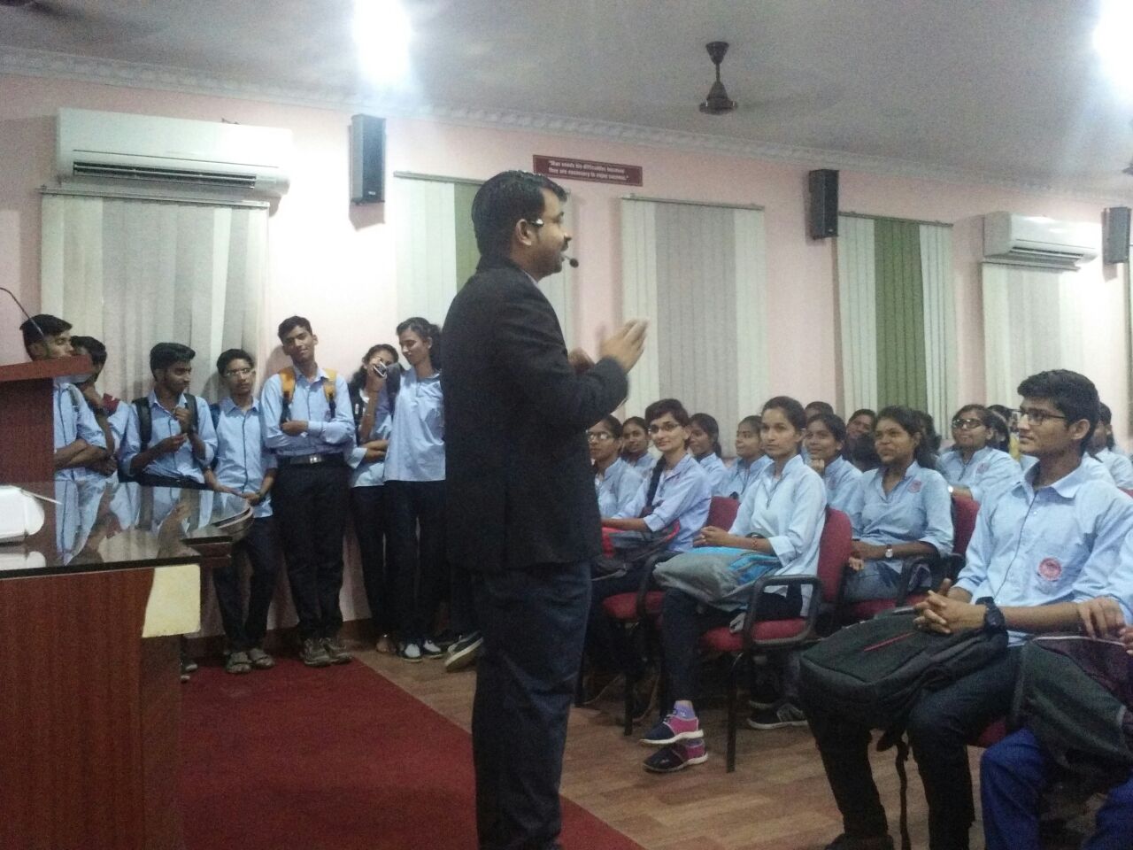 Tutor Teaching Classes of Vikalp Education