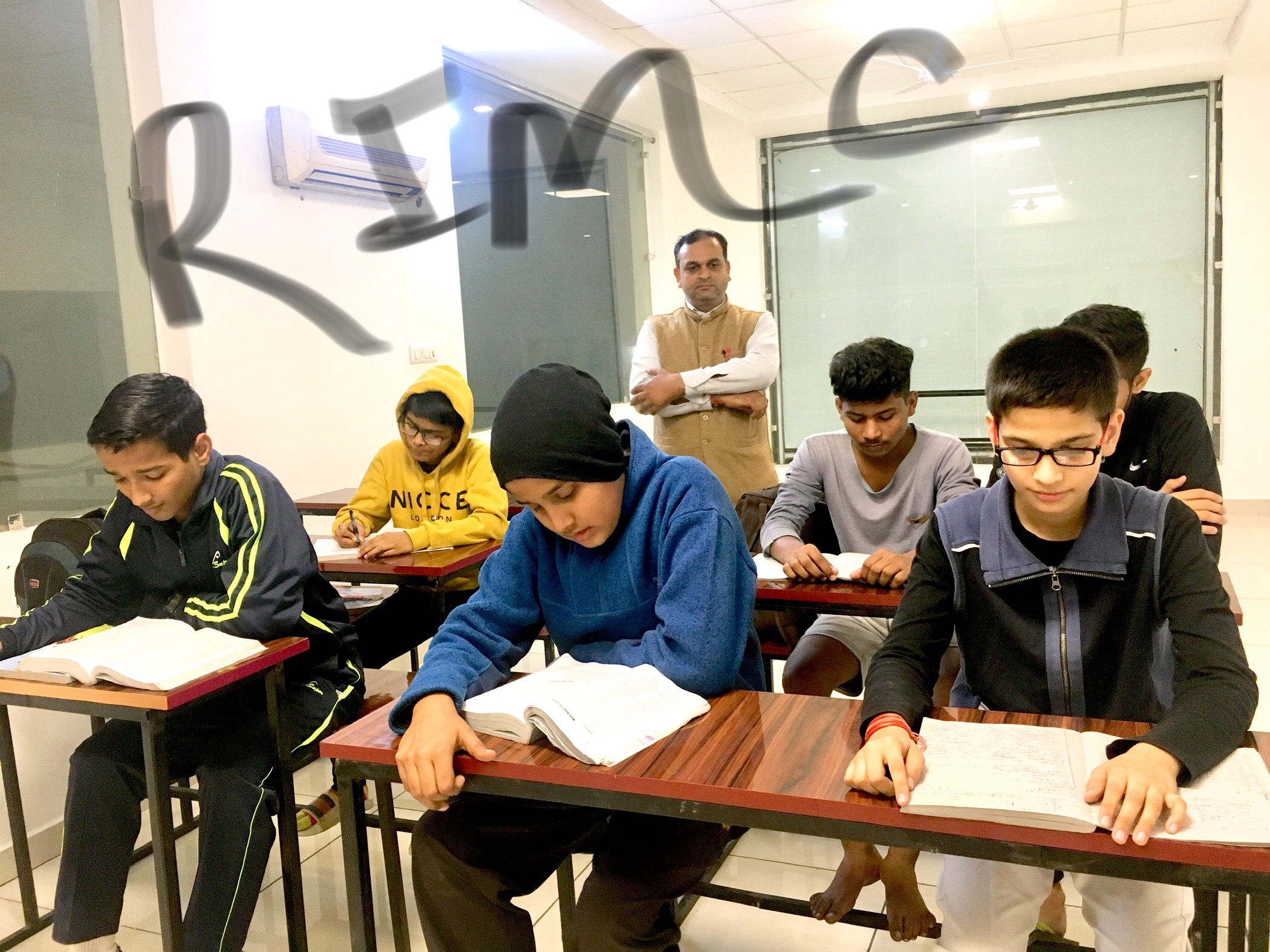 Tutor Teaching Classes of Vikramaditya academy  for sainik school, military school RIMC 