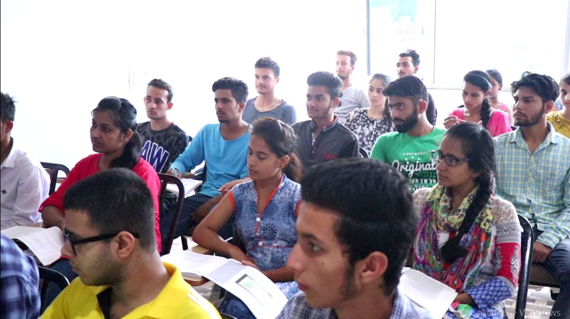 Tutor Teaching Classes of Vinayak Institute of Professional Studies