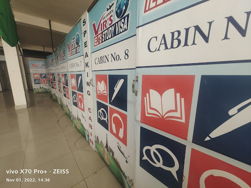 Tutor Teaching Classes of Vir's Edu Experts- Visa Consultancy