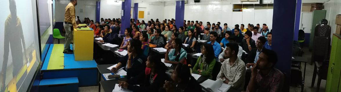Tutor Teaching Classes of Winner Institute Of Competitive Examination