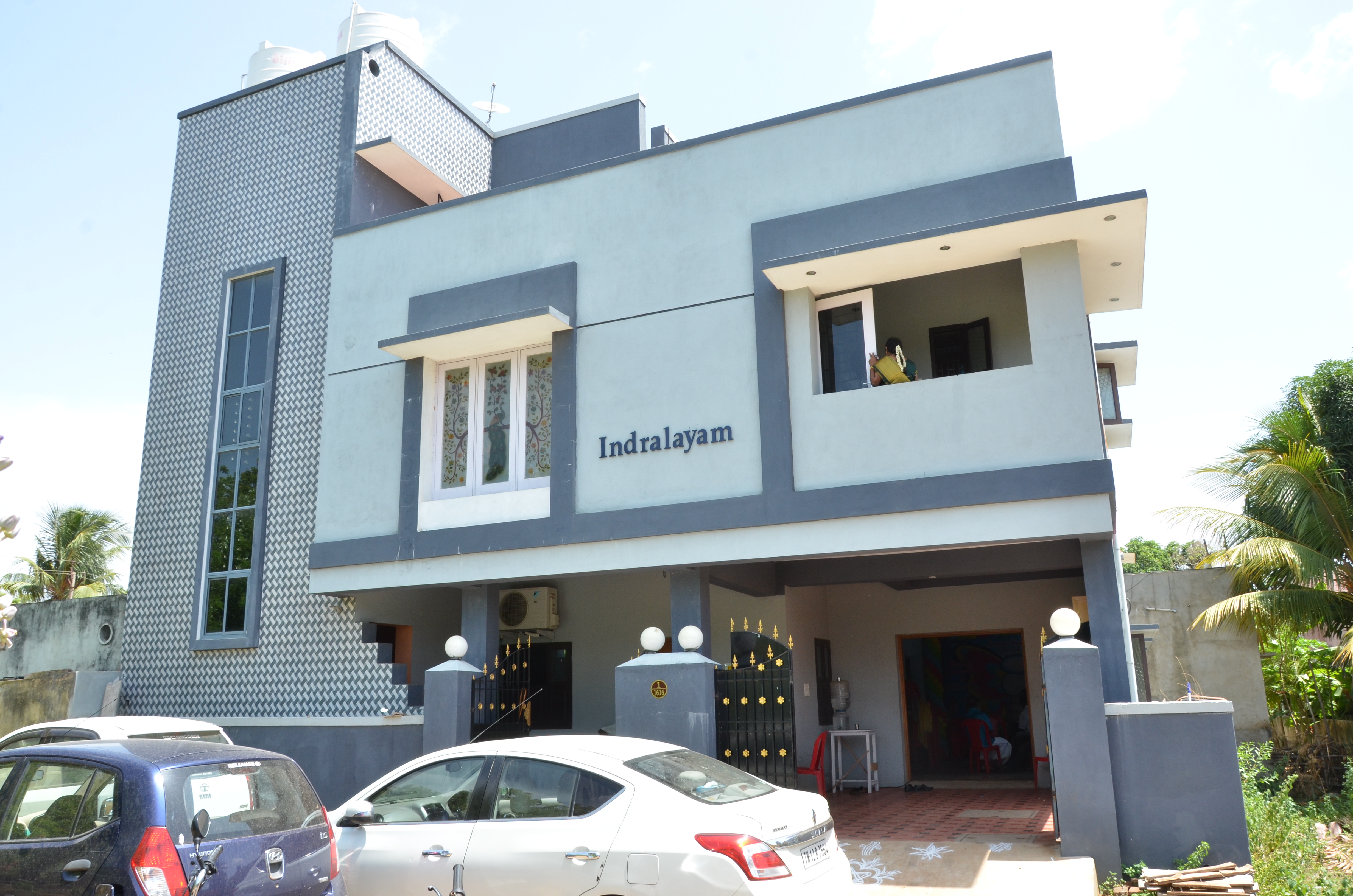 Redhills Men's PG  Redhills Chennai