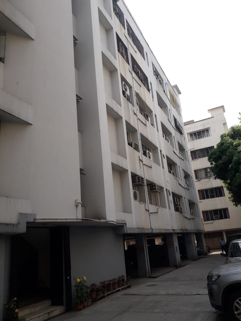 1000 sqft Office Space for Resale in Beniapukur
