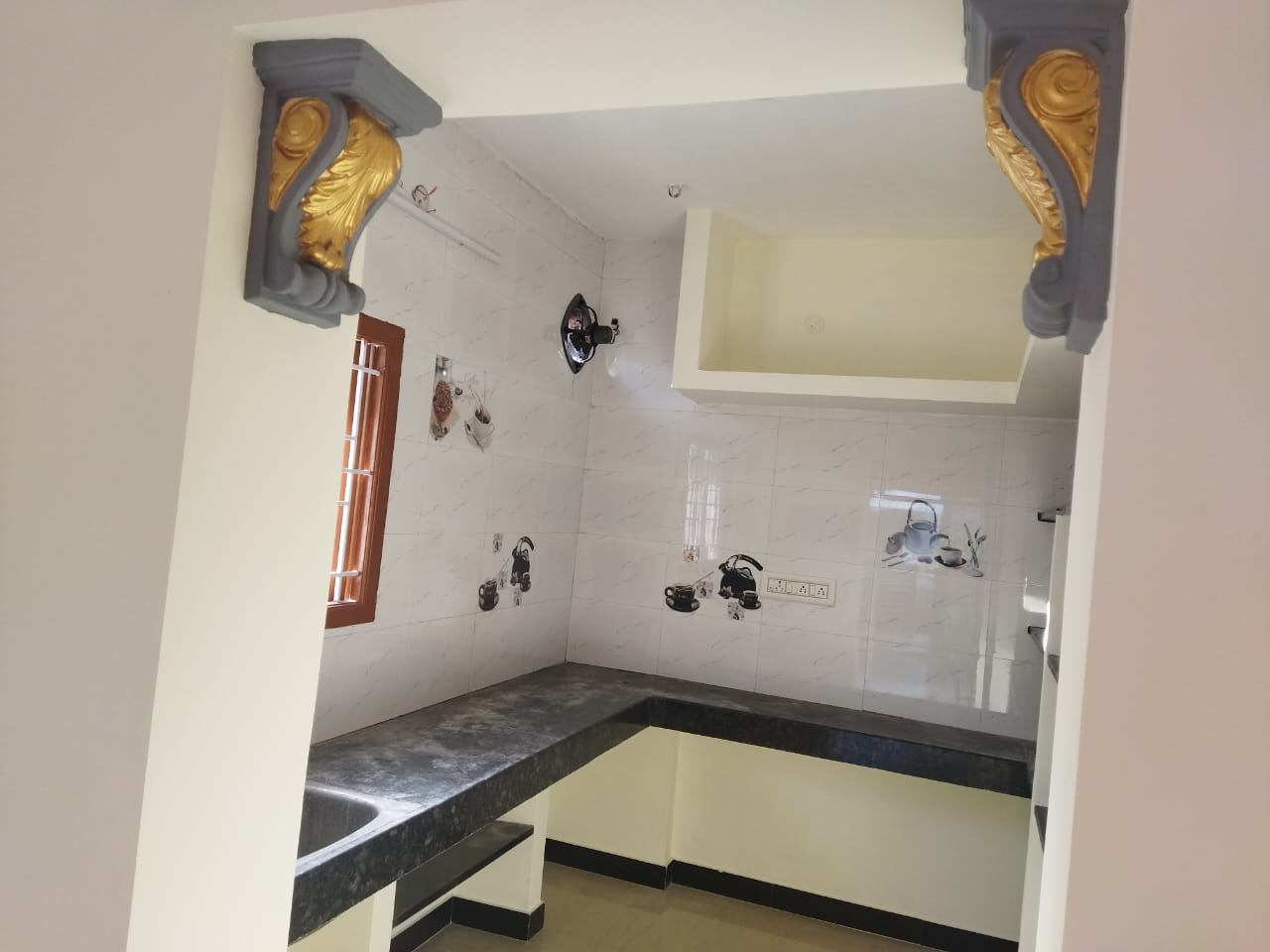 2 BHK Independent House for Rent Only in K. Vadamadurai