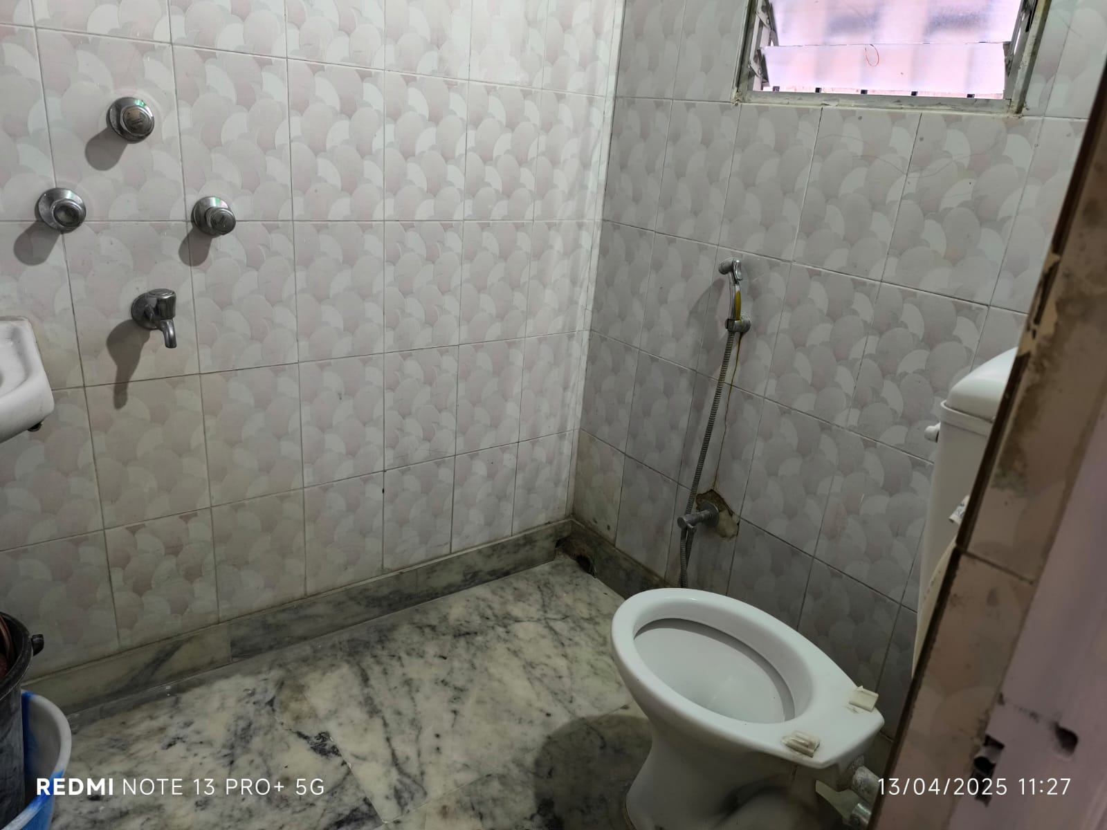 2 BHK Residential Apartment for Rent Only in New Alipore